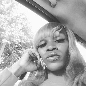 Meet your Posher, Vicky